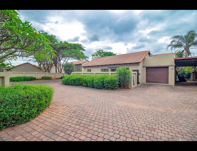 3 BEDROOM TOWNHOUSE FOR SALE IN ANNLIN